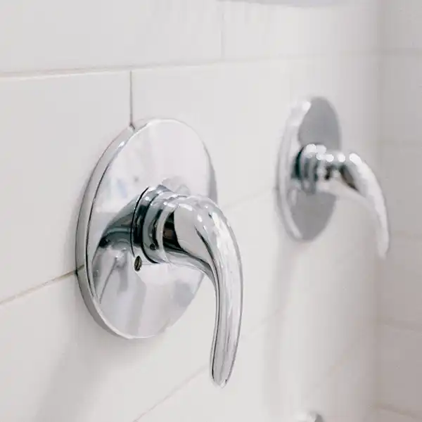 企业自助建站系统,自适应多终端网站建站