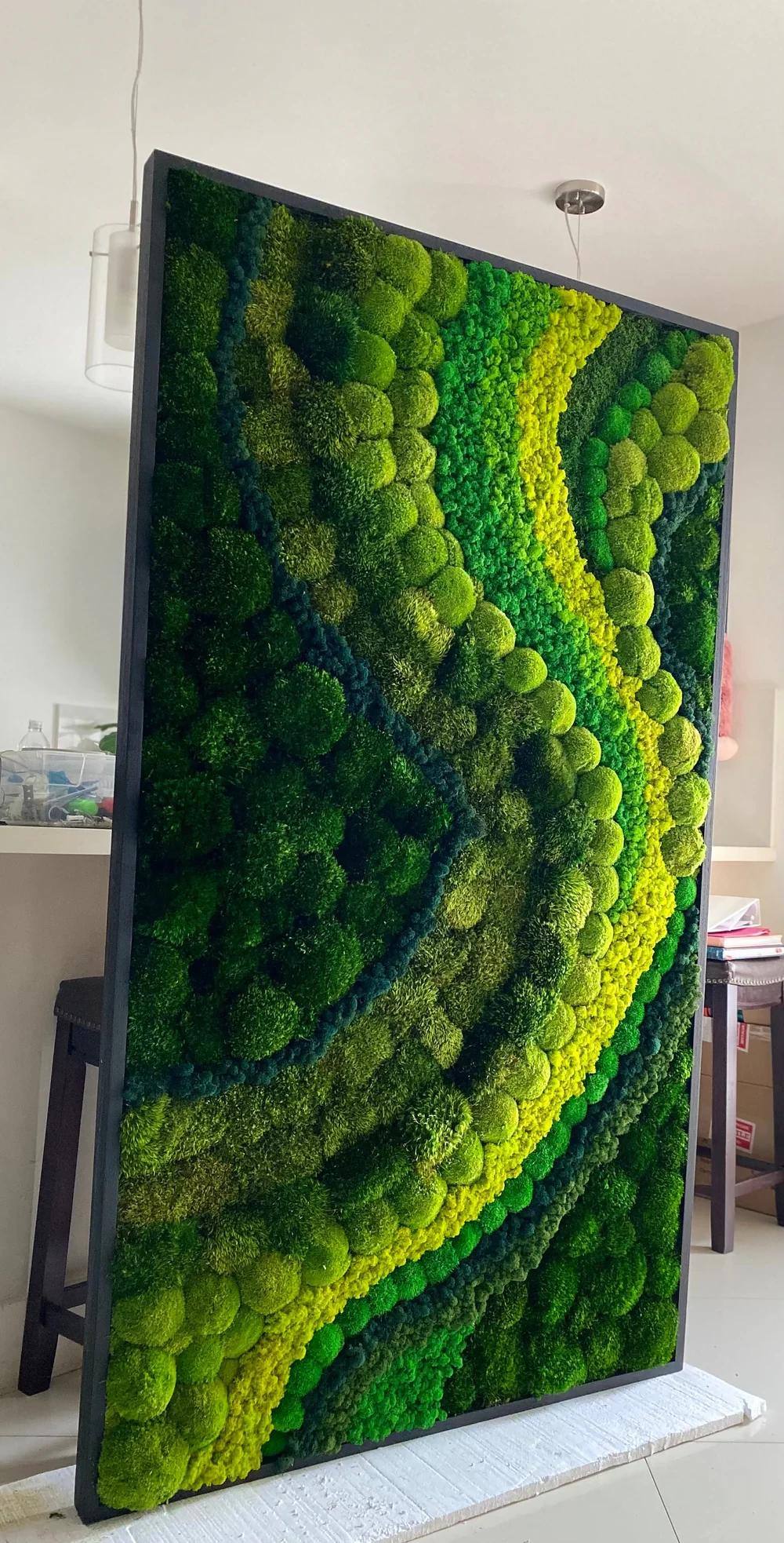 PACIFICO Large Moss wall art